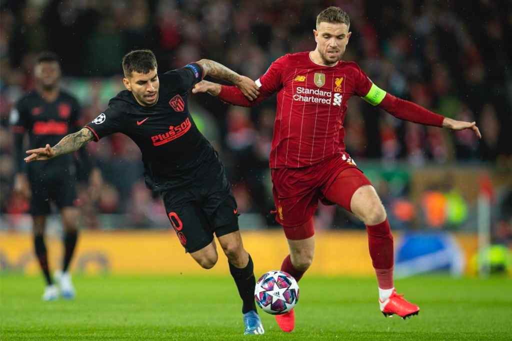 Soi kèo phạt góc hiệp 1 Atletico Madrid vs Liverpool